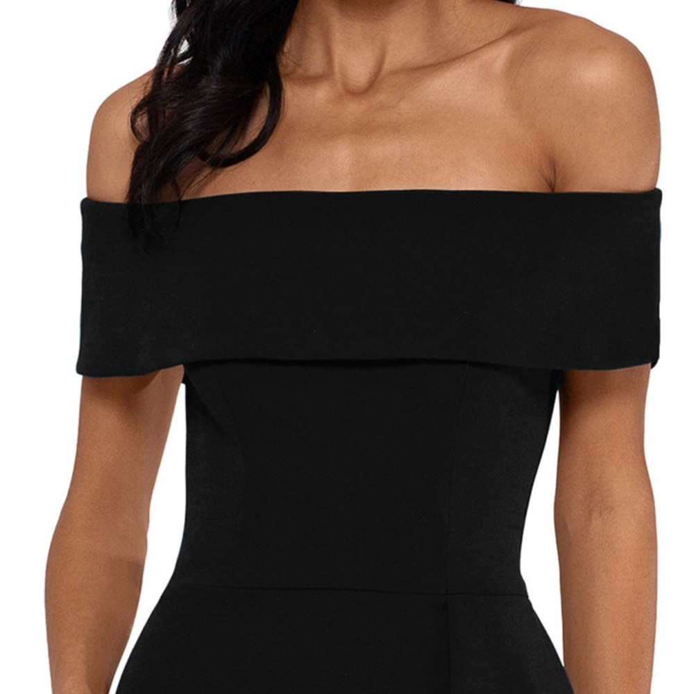 Black Off the Shoulder Mermaid Gown - Picture 4 of 8